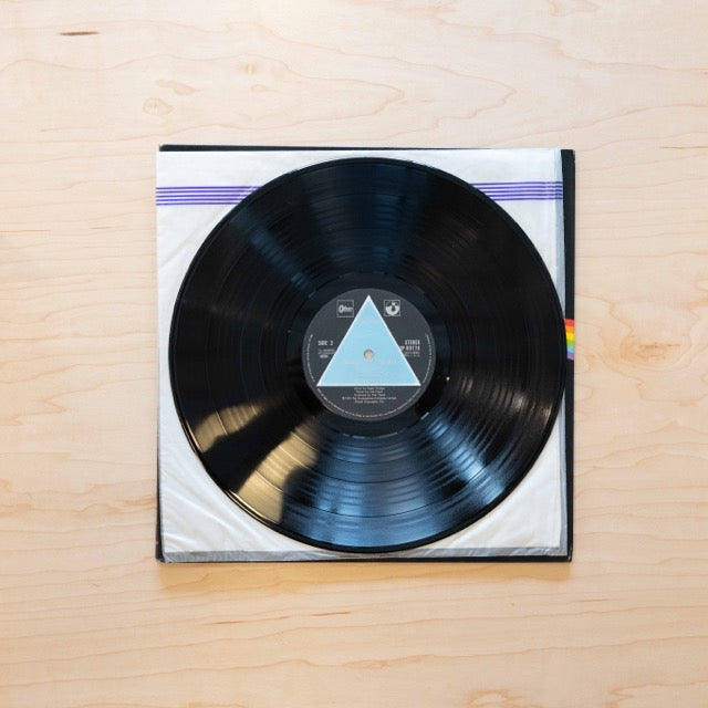 Pink Floyd – The Dark Side Of The Moon (First Japan Pressing)