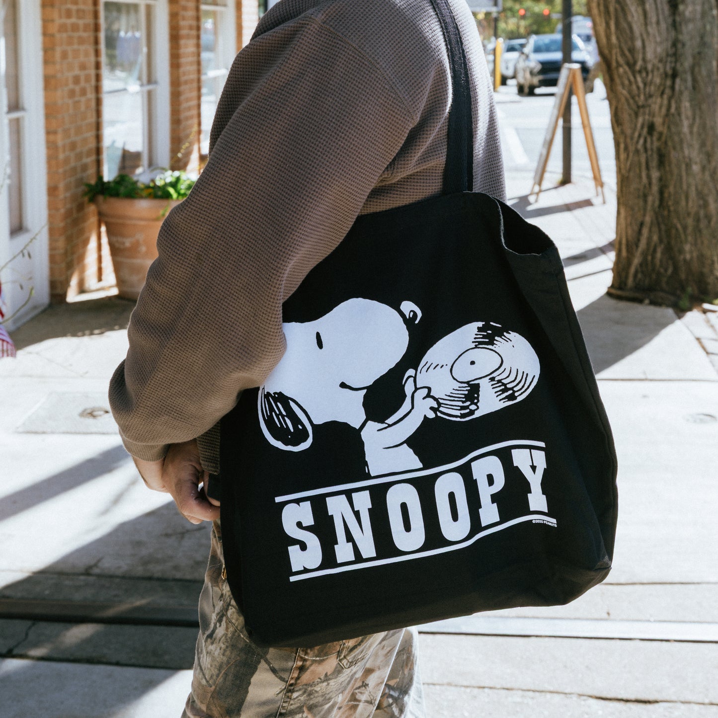 Snoopy Records Tote - Black